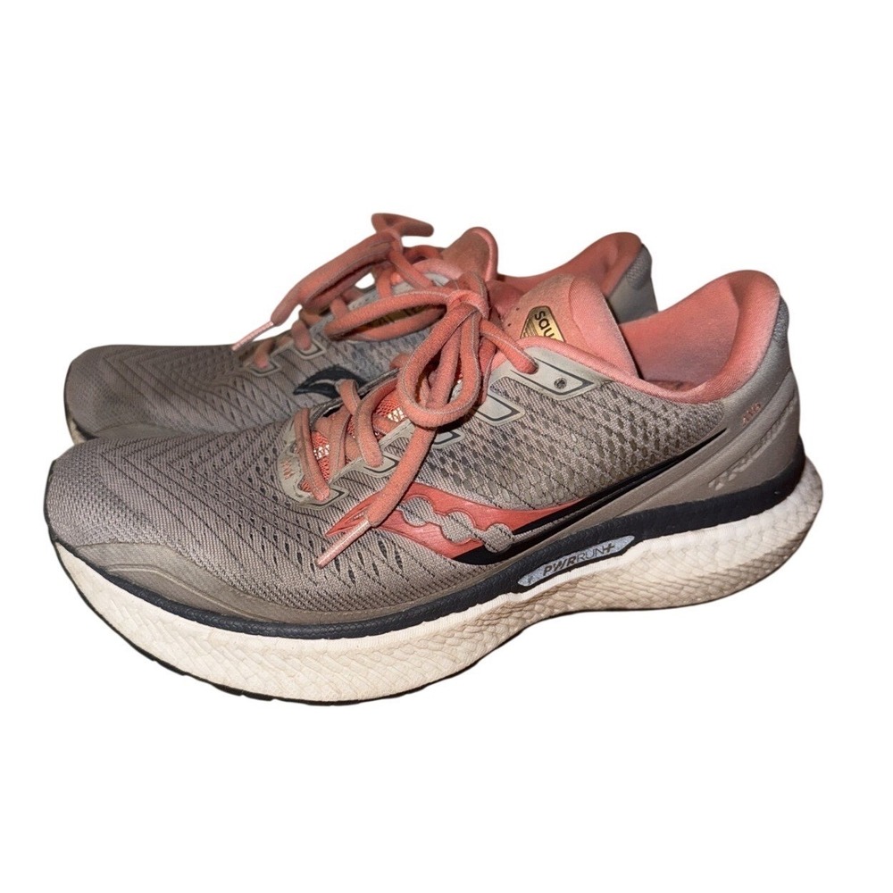 Saucony Triumph 18 Womens Running Shoes Grey Coral S10595-30 Size 8
